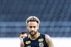 内马尔连续二十场比赛得分超过惊险取胜，西班牙队挑战极限！的简单介绍